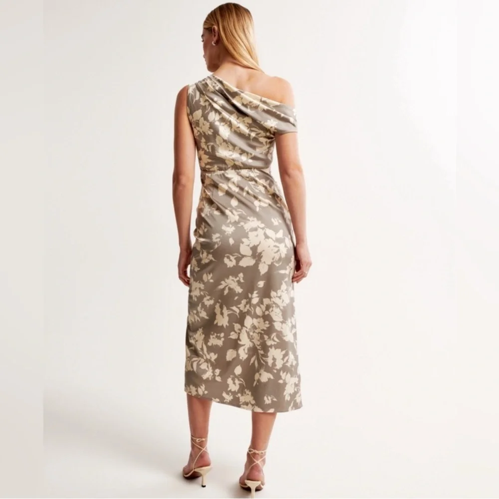 Abercrombie & Fitch Taupe Maxi Dress with Cream Floral Print